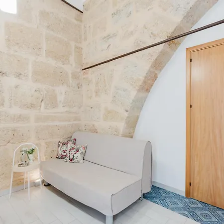 Casa Velella كاستيلاّماري ديل غو